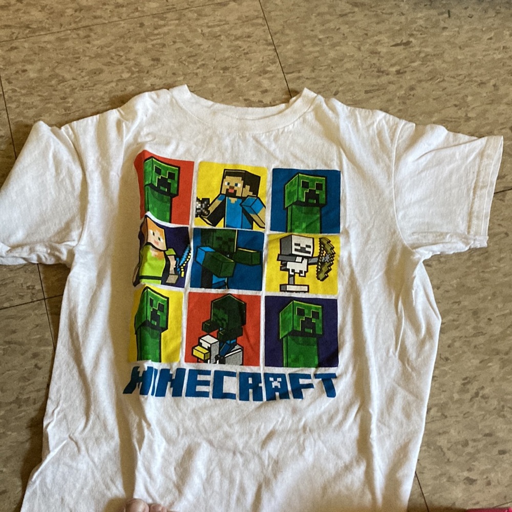 Minecraft Shirt - Picture 2 of 3
